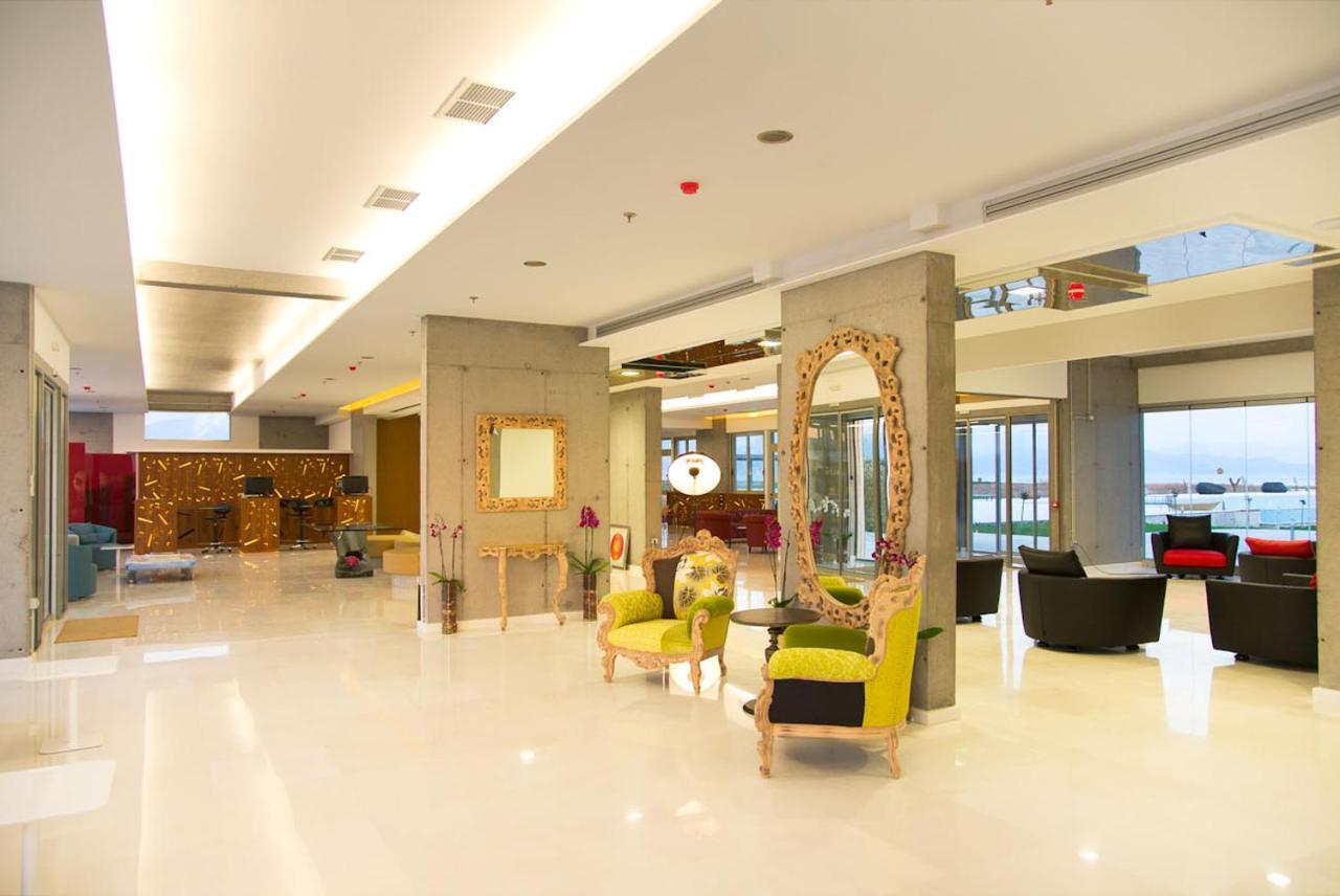 Buca Beachclub Resort (Adults Only) Messíni Exterior photo